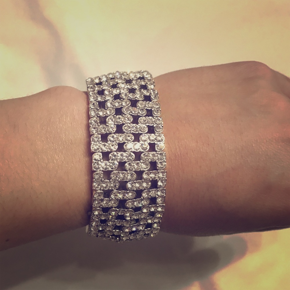 Gorgeous Crystal Statement Bracelet - image 1